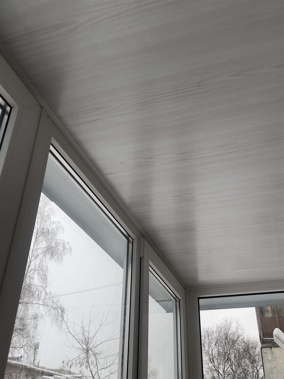 Остекление, внутренняя и внешняя обшивка балкона, демонтаж