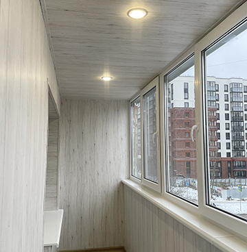 Остекление лоджии с обшивкой МДФ панелями