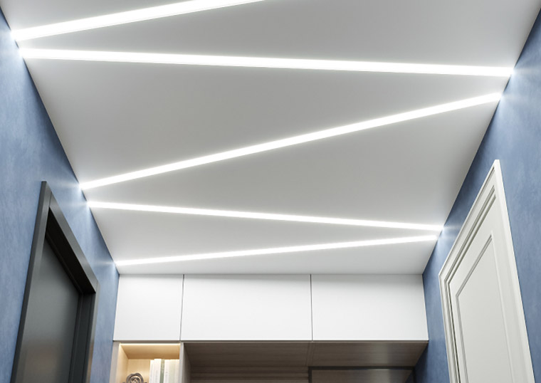 Потолок со световыми линиями и теневым профилем